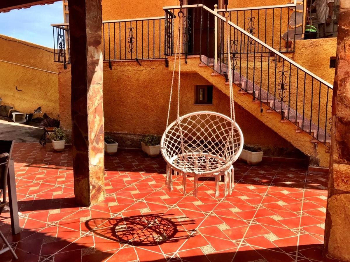 Casa Amarilla Junto Al Mar *